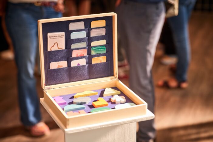 doos met leuke workshop attributen