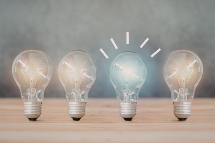 Illustratie met vier ledlampen op een rijtje.